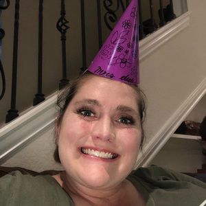 Meet your Posher, Deitra